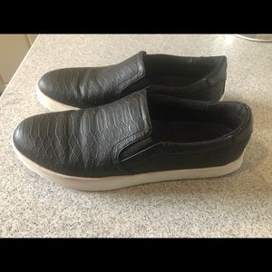 Dr Scholls slip on sneakers